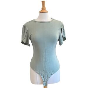 NWOT Sage Green Short Sleeve / Flutter Sleeve Stretch Bodysuit, Size XL